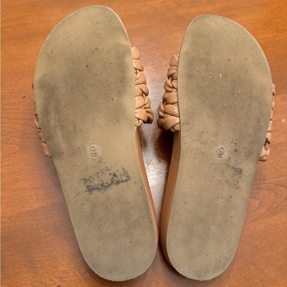 Universal Thread Sandals Size 9 - Picture 3 of 6